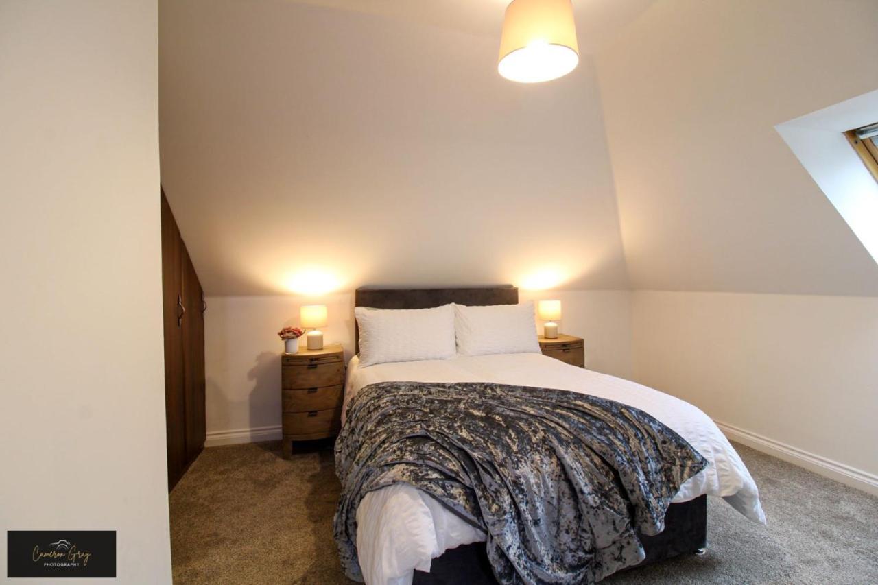 Nice 2 Bed House, Office, Wi-Fi, Free Parking Μπέλφαστ Εξωτερικό φωτογραφία